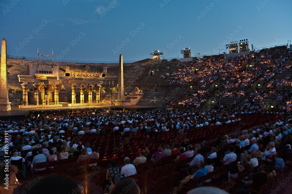 Arena Opera