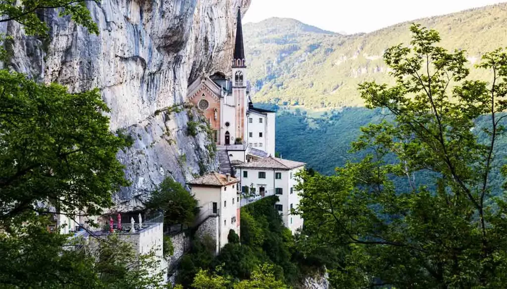 Santuario Madonna della Corona