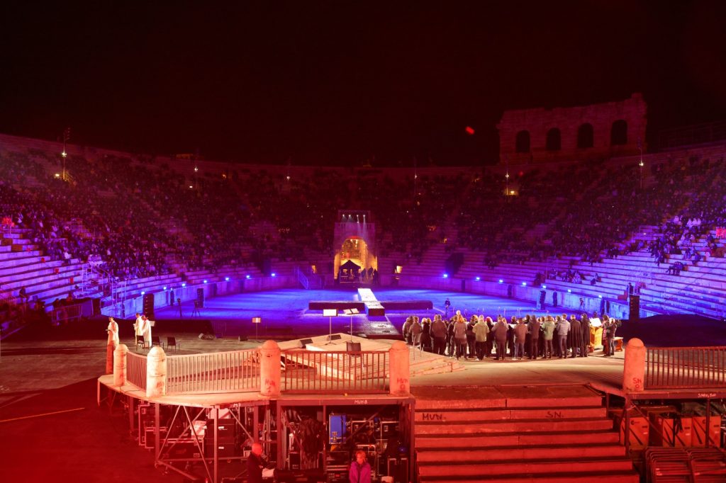 Via Crucis all'Arena