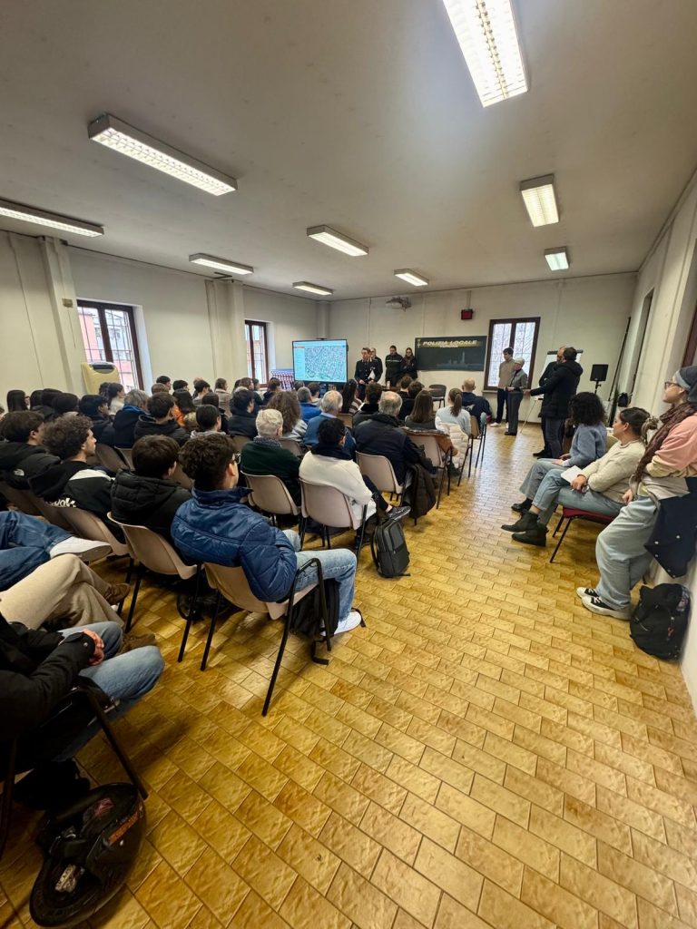 Volontari Olimpiadi incontrato polizia locale Verona