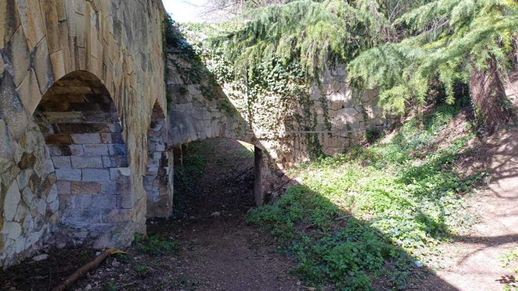 Bastioni Via Faccio2