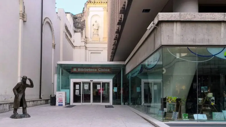 Biblioteca civica