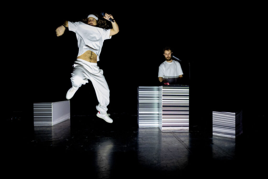 ALTRO TEATRO DAD OR ALIVE 43