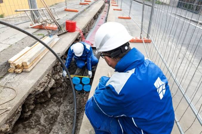 lavori su rete elettrica